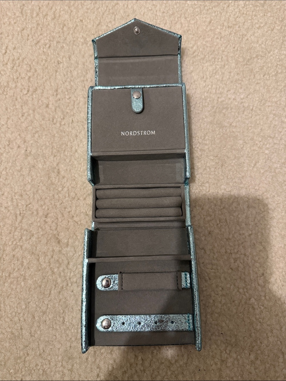 Nordstrom Metallic Teal Compact Jewelry Organizer